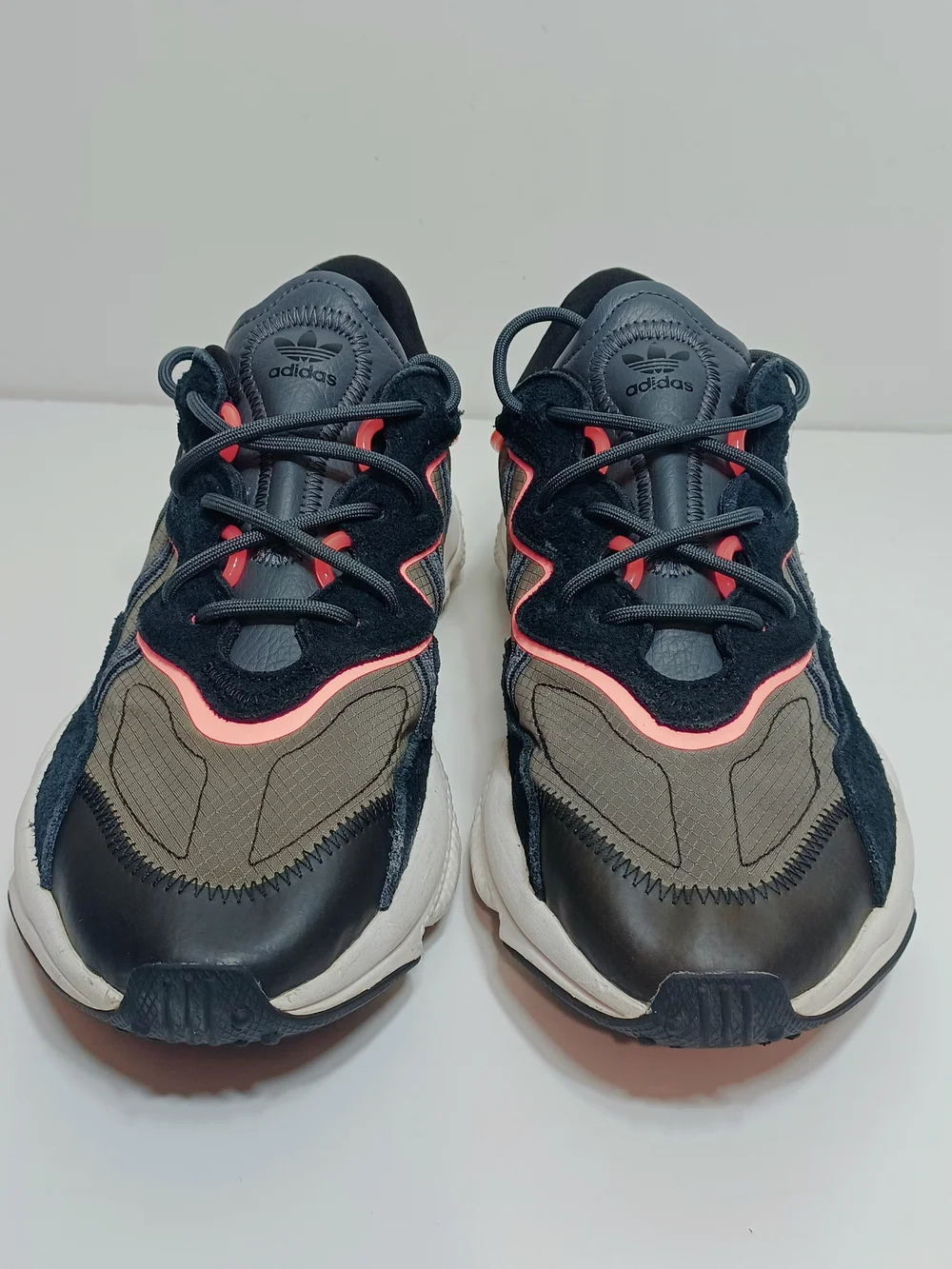 Adidas Ozweego 'Black Signal Coral' men's size 9